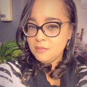 Meet your Posher, Christa